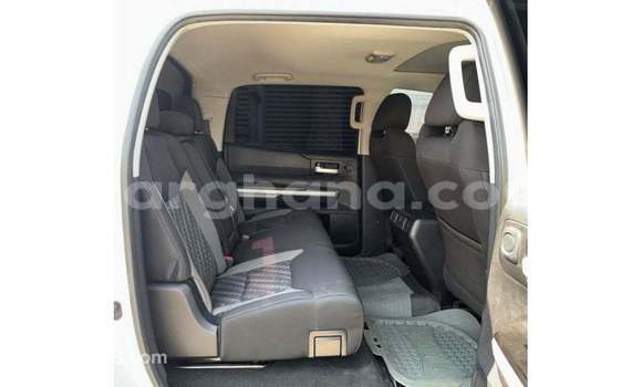 Sayi Imported Toyota Tundra White Mota in Import - Dubai a Ashanti Sayi Imported Toyota Tundra White Mota in Import - Dubai a Ashanti