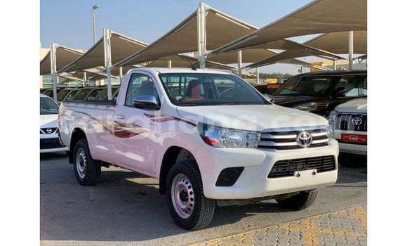 Ra Imported Toyota Hilux funfun Ọkọ̀ in Import - Dubai ni Ashanti Ra Imported Toyota Hilux funfun Ọkọ̀ in Import - Dubai ni Ashanti