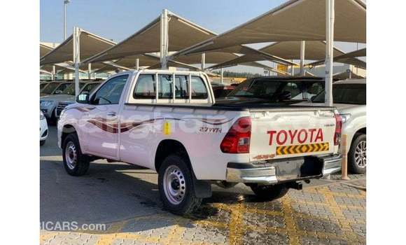 Ra Imported Toyota Hilux funfun Ọkọ̀ in Import - Dubai ni Ashanti Ra Imported Toyota Hilux funfun Ọkọ̀ in Import - Dubai ni Ashanti