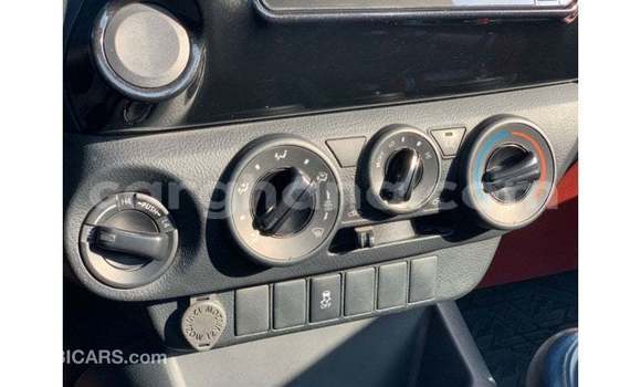 Ra Imported Toyota Hilux funfun Ọkọ̀ in Import - Dubai ni Ashanti Ra Imported Toyota Hilux funfun Ọkọ̀ in Import - Dubai ni Ashanti