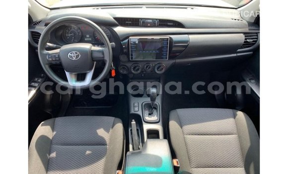 Sayi Imported Toyota Hilux White Mota in Import - Dubai a Ashanti Sayi Imported Toyota Hilux White Mota in Import - Dubai a Ashanti