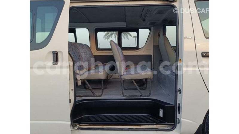 Big with watermark toyota hiace ashanti import dubai 54279