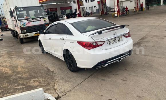 Buy Used Hyundai Sonata White Car in Accra in Greater Accra Buy Used Hyundai Sonata White Car in Accra in Greater Accra