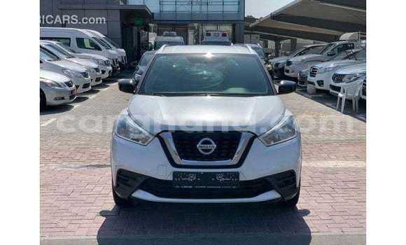 Ra Imported Nissan Evalia funfun Ọkọ̀ akẹ́rù ńlá in Import - Dubai ni Ashanti Ra Imported Nissan Evalia funfun Ọkọ̀ akẹ́rù ńlá in Import - Dubai ni Ashanti