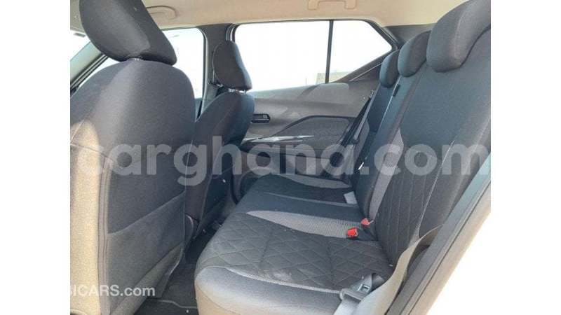 Big with watermark nissan evalia ashanti import dubai 54305