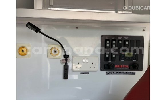 Buy Import Chevrolet Express White Car in Import - Dubai in Ashanti Buy Import Chevrolet Express White Car in Import - Dubai in Ashanti