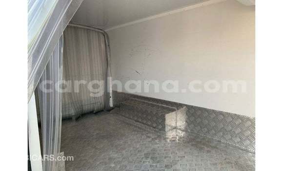 Sayi Imported Nissan Urvan White Mota in Import - Dubai a Ashanti Sayi Imported Nissan Urvan White Mota in Import - Dubai a Ashanti