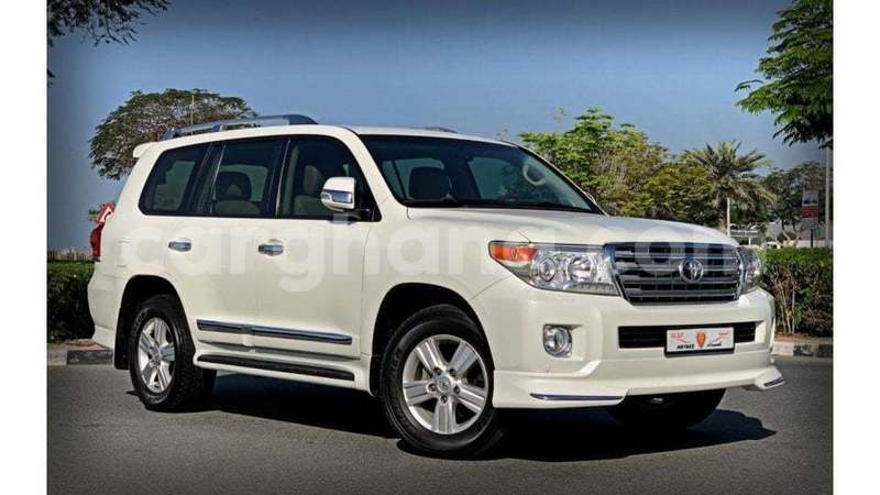 Big with watermark toyota land cruiser ashanti import dubai 54317