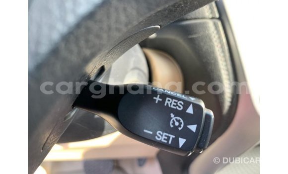 Buy Import Toyota Yaris White Car in Import - Dubai in Ashanti Buy Import Toyota Yaris White Car in Import - Dubai in Ashanti