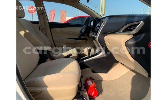 Buy Import Toyota Yaris White Car in Import - Dubai in Ashanti Buy Import Toyota Yaris White Car in Import - Dubai in Ashanti