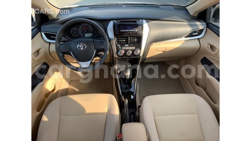 Big with watermark toyota yaris ashanti import dubai 54325