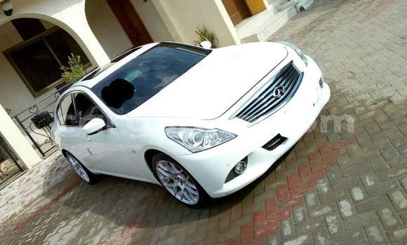 Buy Used Infiniti FX–Series White Car in Accra in Greater Accra