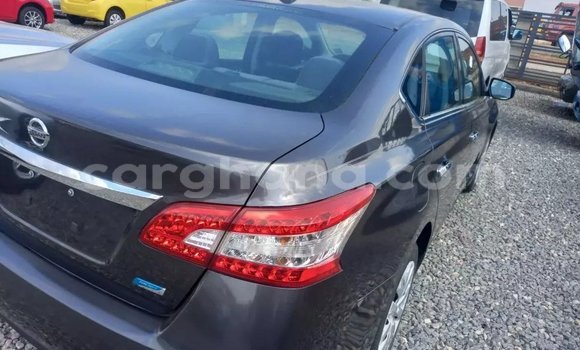 Sayi Na hannu Nissan Sentra Blue Mota in Accra a Greater Accra Sayi Na hannu Nissan Sentra Blue Mota in Accra a Greater Accra