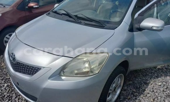 Sayi Na hannu Toyota Belta Azurfa Mota in Accra a Greater Accra Sayi Na hannu Toyota Belta Azurfa Mota in Accra a Greater Accra
