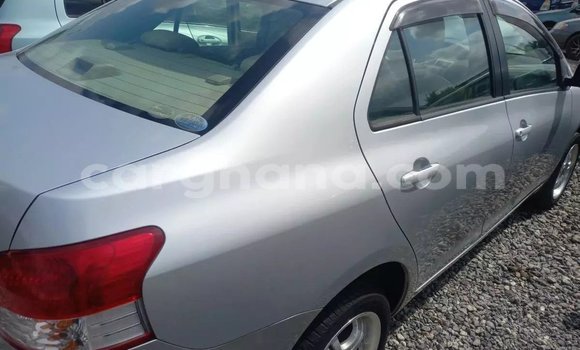 Sayi Na hannu Toyota Belta Azurfa Mota in Accra a Greater Accra Sayi Na hannu Toyota Belta Azurfa Mota in Accra a Greater Accra