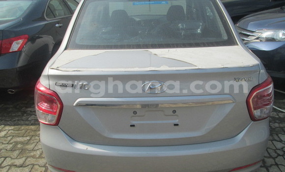 Buy Used Hyundai i10 Beige Car in Sekondi–Takoradi Metropolitan in Western Buy Used Hyundai i10 Beige Car in Sekondi–Takoradi Metropolitan in Western
