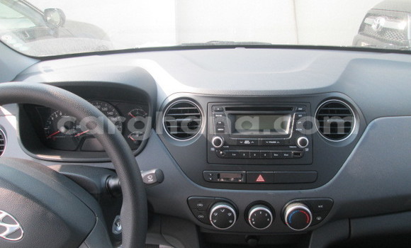 Buy Used Hyundai i10 Beige Car in Sekondi–Takoradi Metropolitan in Western Buy Used Hyundai i10 Beige Car in Sekondi–Takoradi Metropolitan in Western