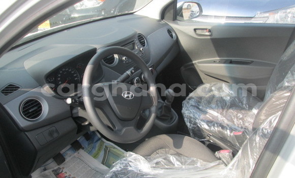 Buy Used Hyundai i10 Beige Car in Sekondi–Takoradi Metropolitan in Western Buy Used Hyundai i10 Beige Car in Sekondi–Takoradi Metropolitan in Western