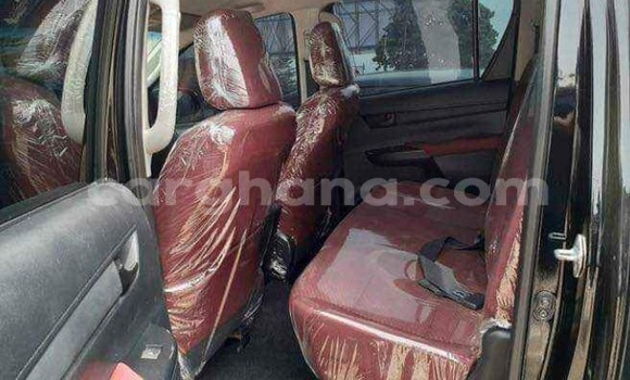 Buy Used Toyota Hilux Black Car in Sekondi–Takoradi Metropolitan in Western Buy Used Toyota Hilux Black Car in Sekondi–Takoradi Metropolitan in Western