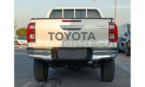 Ra Imported Toyota Hilux funfun Ọkọ̀ in Import - Dubai ni Ashanti Ra Imported Toyota Hilux funfun Ọkọ̀ in Import - Dubai ni Ashanti