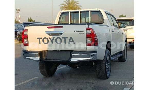 Ra Imported Toyota Hilux funfun Ọkọ̀ in Import - Dubai ni Ashanti Ra Imported Toyota Hilux funfun Ọkọ̀ in Import - Dubai ni Ashanti
