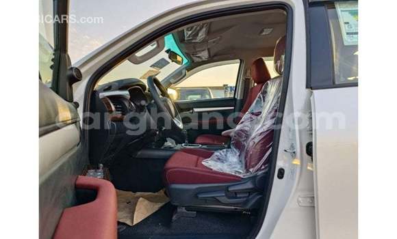 Ra Imported Toyota Hilux funfun Ọkọ̀ in Import - Dubai ni Ashanti Ra Imported Toyota Hilux funfun Ọkọ̀ in Import - Dubai ni Ashanti