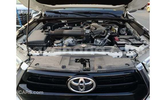 Ra Imported Toyota Hilux funfun Ọkọ̀ in Import - Dubai ni Ashanti Ra Imported Toyota Hilux funfun Ọkọ̀ in Import - Dubai ni Ashanti
