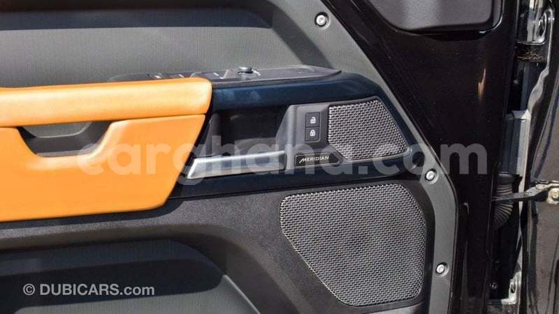 Big with watermark land rover discovery ashanti import dubai 54367