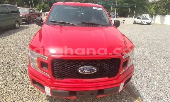 Ra Àlòkù Ford F–150 Red Ọkọ̀ in Accra ni Greater Accra