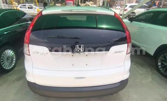 Sayi Na hannu Honda CR–V White Mota in Accra a Greater Accra Sayi Na hannu Honda CR–V White Mota in Accra a Greater Accra