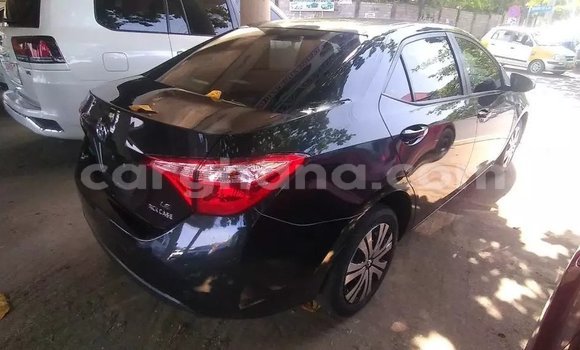 Sayi Na hannu Toyota Corolla Black Mota in Accra a Greater Accra Sayi Na hannu Toyota Corolla Black Mota in Accra a Greater Accra