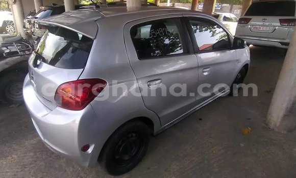 Ra Àlòkù Mitsubishi Mirage Silver Ọkọ̀ in Accra ni Greater Accra Ra Àlòkù Mitsubishi Mirage Silver Ọkọ̀ in Accra ni Greater Accra