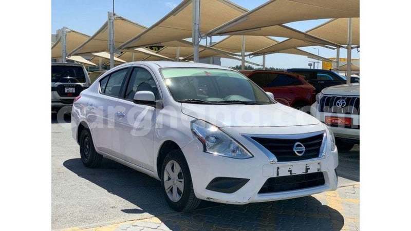 Big with watermark nissan sunny ashanti import dubai 54380