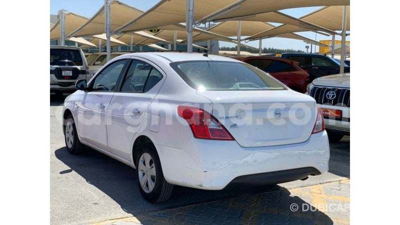 Big with watermark nissan sunny ashanti import dubai 54380