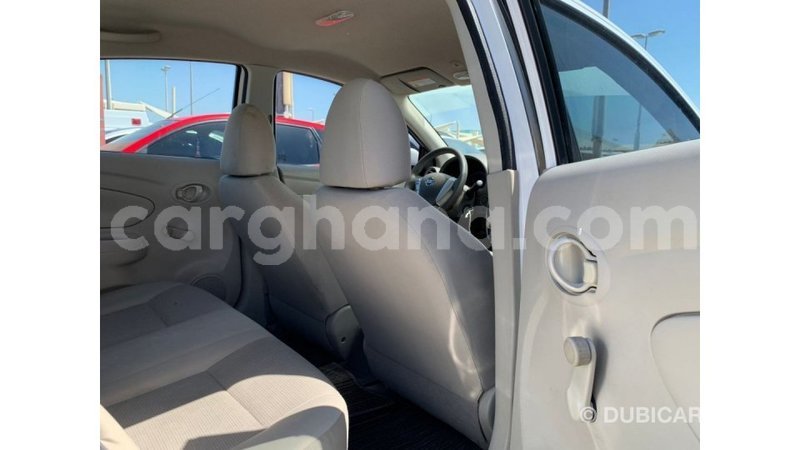 Big with watermark nissan sunny ashanti import dubai 54380