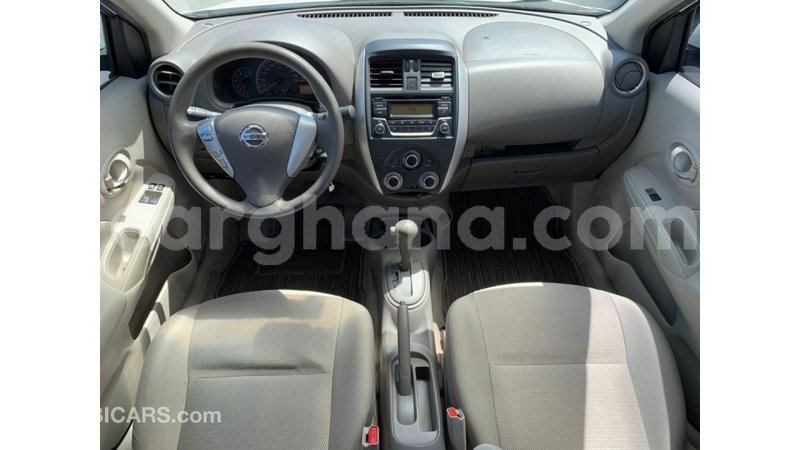 Big with watermark nissan sunny ashanti import dubai 54380