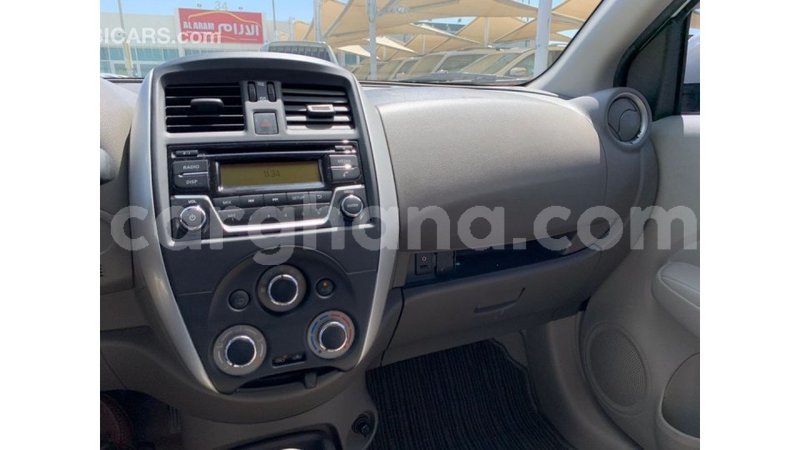 Big with watermark nissan sunny ashanti import dubai 54380