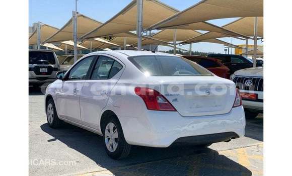Ra Imported Nissan Sunny funfun Ọkọ̀ in Import - Dubai ni Ashanti Ra Imported Nissan Sunny funfun Ọkọ̀ in Import - Dubai ni Ashanti