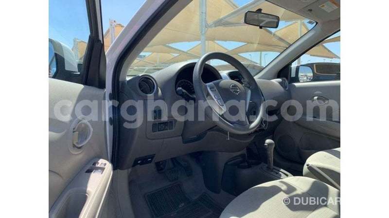 Big with watermark nissan sunny ashanti import dubai 54382