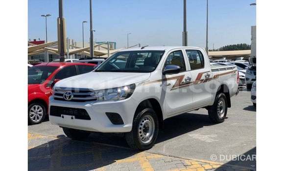 Ra Imported Toyota Hilux funfun Ọkọ̀ in Import - Dubai ni Ashanti Ra Imported Toyota Hilux funfun Ọkọ̀ in Import - Dubai ni Ashanti