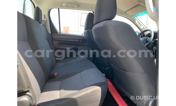 Ra Imported Toyota Hilux funfun Ọkọ̀ in Import - Dubai ni Ashanti Ra Imported Toyota Hilux funfun Ọkọ̀ in Import - Dubai ni Ashanti