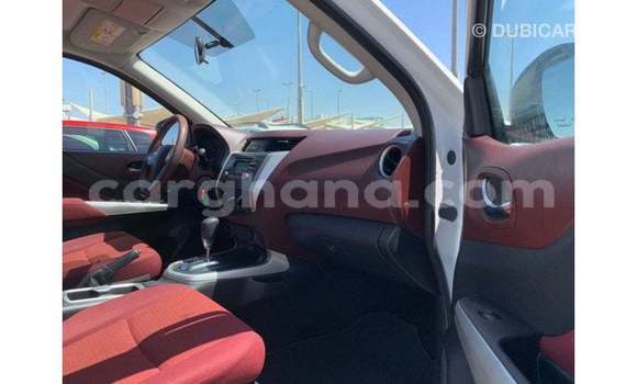 Ra Imported Nissan Navara funfun Ọkọ̀ in Import - Dubai ni Ashanti Ra Imported Nissan Navara funfun Ọkọ̀ in Import - Dubai ni Ashanti