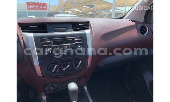 Ra Imported Nissan Navara funfun Ọkọ̀ in Import - Dubai ni Ashanti Ra Imported Nissan Navara funfun Ọkọ̀ in Import - Dubai ni Ashanti