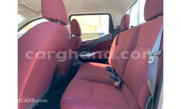 Ra Imported Nissan Navara funfun Ọkọ̀ in Import - Dubai ni Ashanti Ra Imported Nissan Navara funfun Ọkọ̀ in Import - Dubai ni Ashanti