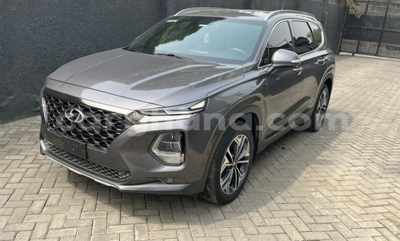 Buy Used Hyundai Santa Fe Beige Car in Sekondi–Takoradi Metropolitan in Western Buy Used Hyundai Santa Fe Beige Car in Sekondi–Takoradi Metropolitan in Western