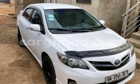 Buy Used Toyota Corolla White Car in Accra in Greater Accra Buy Used Toyota Corolla White Car in Accra in Greater Accra