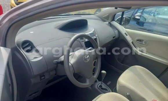 Sayi Na hannu Toyota Vitz Azurfa Mota in Accra a Greater Accra Sayi Na hannu Toyota Vitz Azurfa Mota in Accra a Greater Accra
