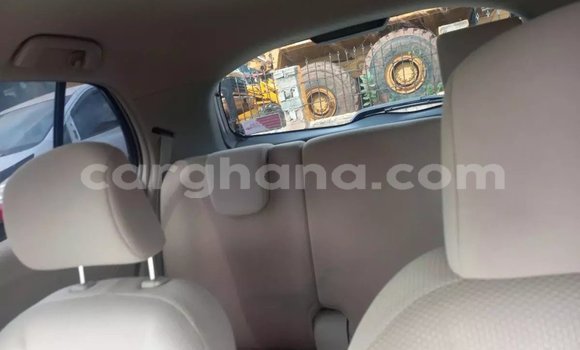 Sayi Na hannu Toyota Vitz Azurfa Mota in Accra a Greater Accra Sayi Na hannu Toyota Vitz Azurfa Mota in Accra a Greater Accra
