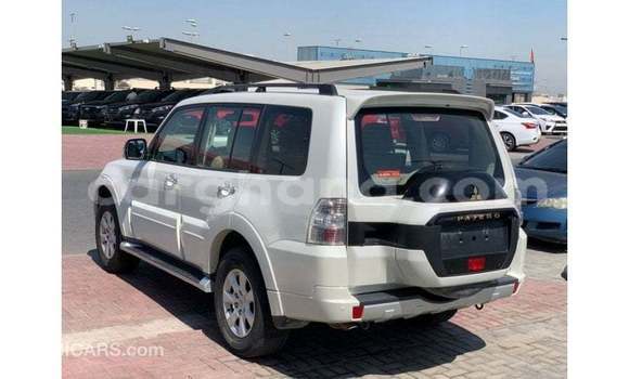 Sayi Imported Mitsubishi Pajero White Mota in Import - Dubai a Ashanti Sayi Imported Mitsubishi Pajero White Mota in Import - Dubai a Ashanti