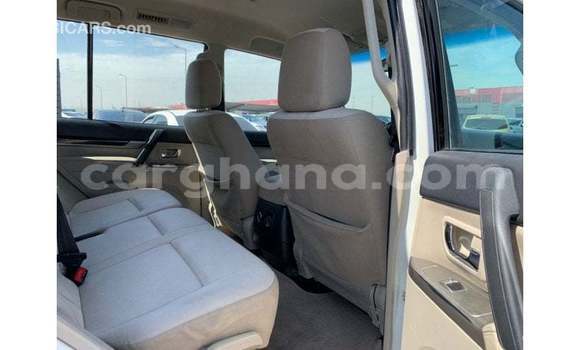 Sayi Imported Mitsubishi Pajero White Mota in Import - Dubai a Ashanti Sayi Imported Mitsubishi Pajero White Mota in Import - Dubai a Ashanti